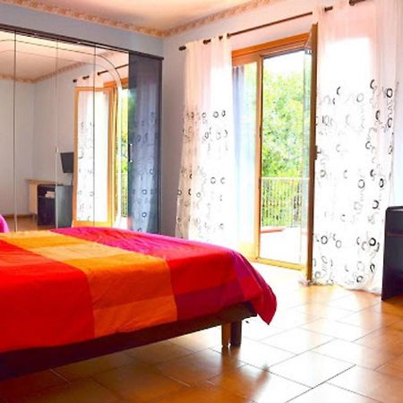 B&B Le Tre Rose Di Maria Pedara Exterior photo